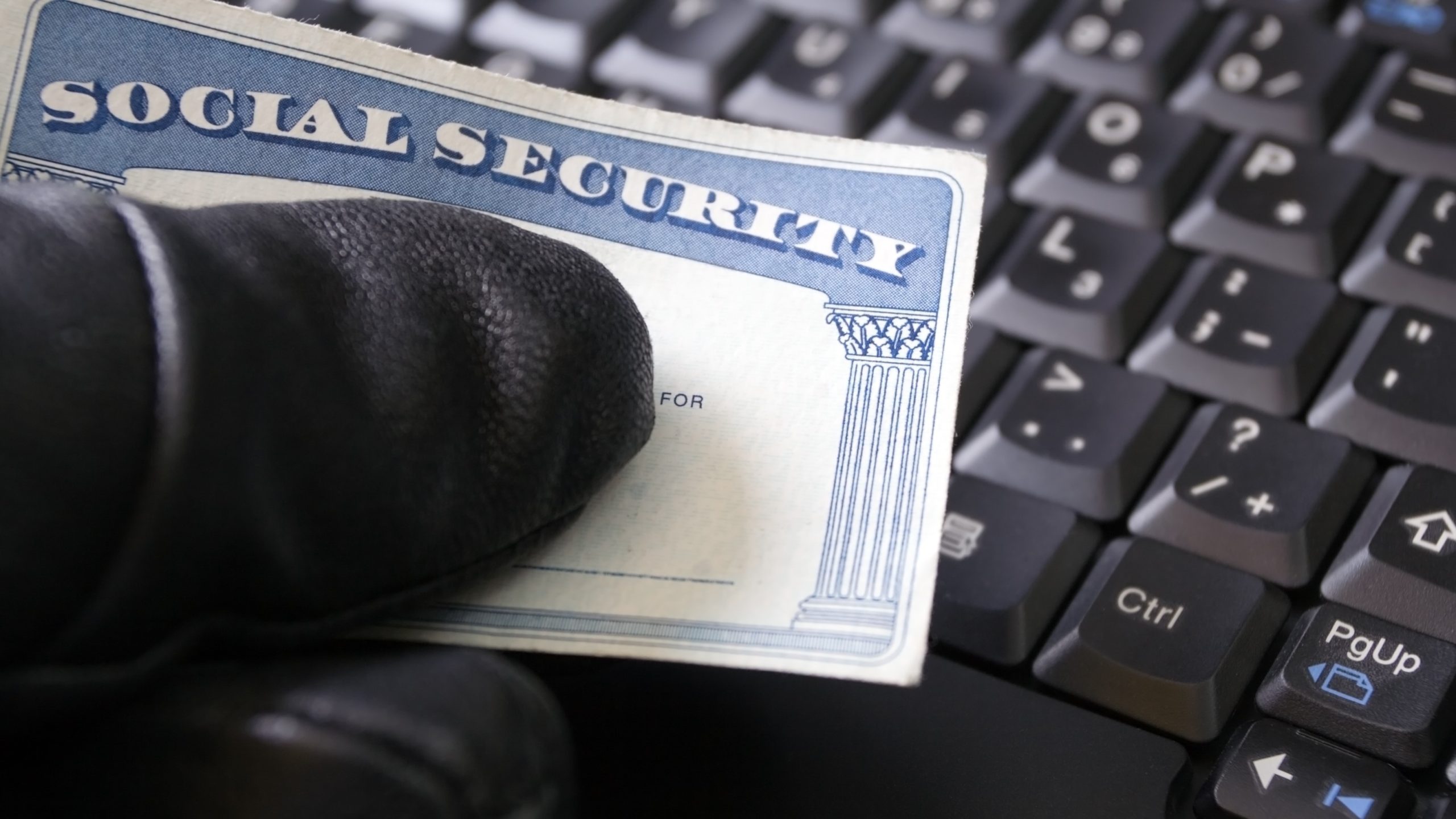 Best Identity Theft Protection Services: Your Ultimate Shield Against Cybercrime